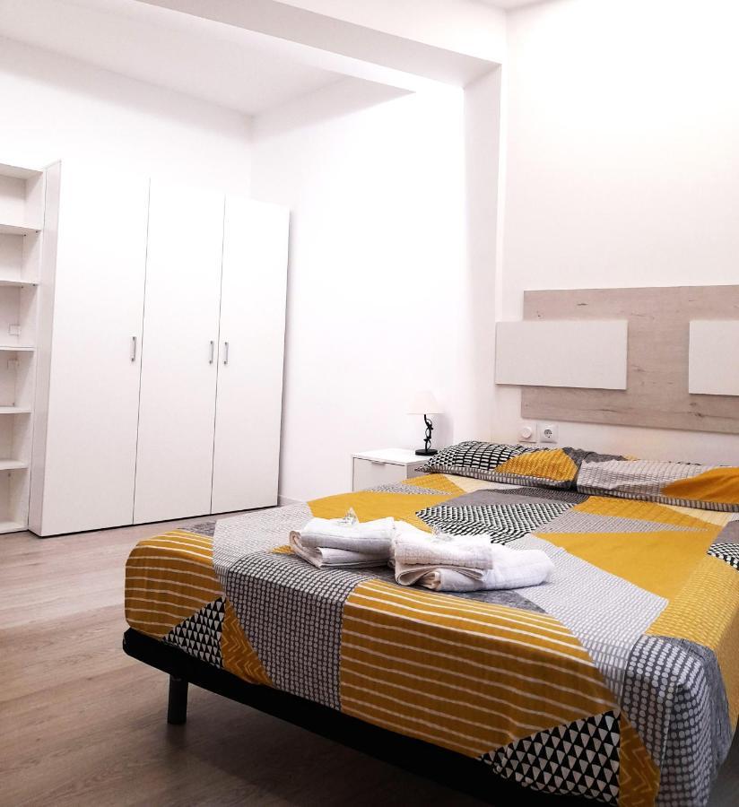 Fantastic 2 Bedrooms, Just 20 Meters From Ocean Playa de las Américas Buitenkant foto